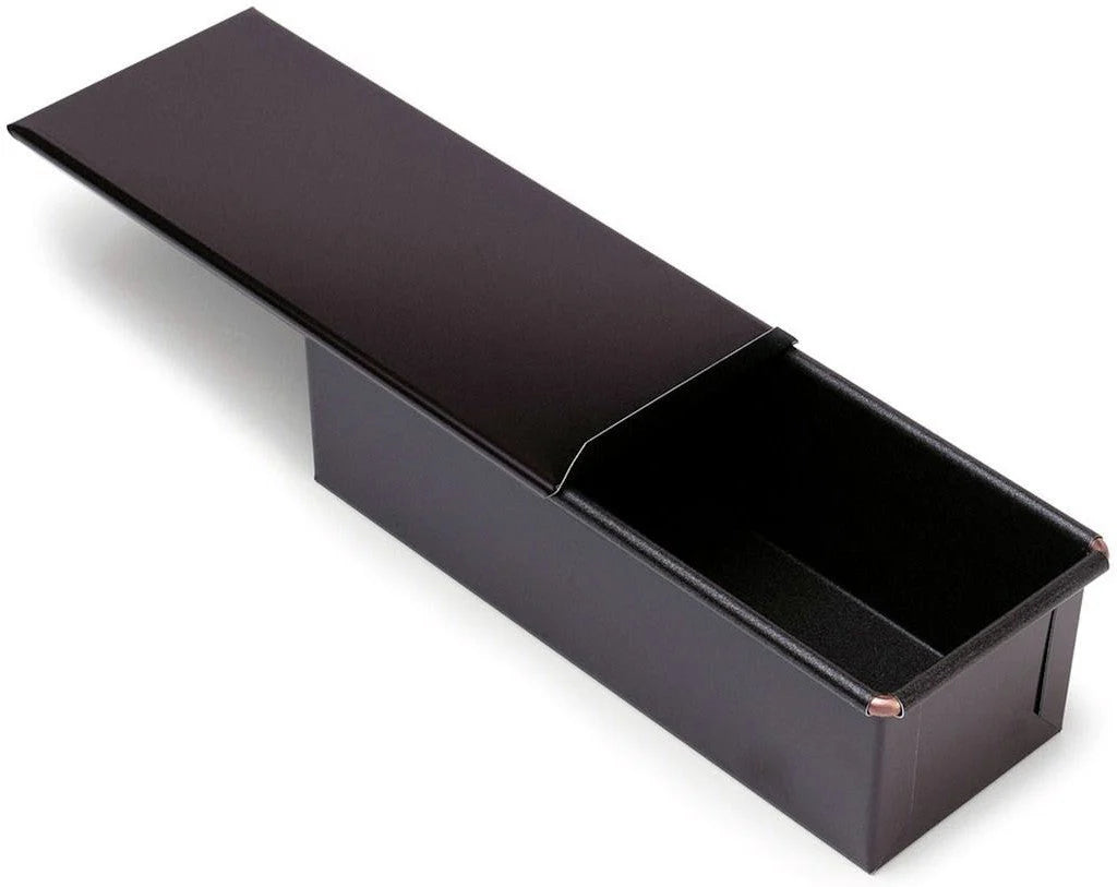 Louis Tellier Gobel Pullman Loaf W Sliding Lid 9 3/4'' X 3 1/2'' X 2 3/4'' (219310)