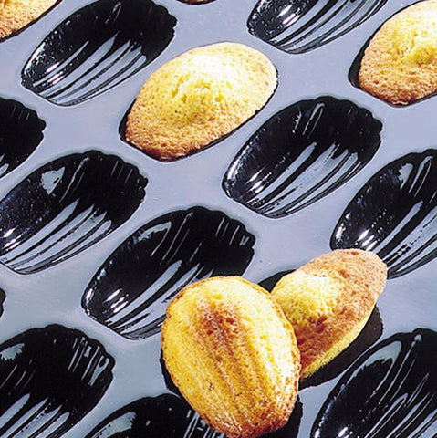 Matfer Bourgeat Flexipan Madeleines Mold (336017)